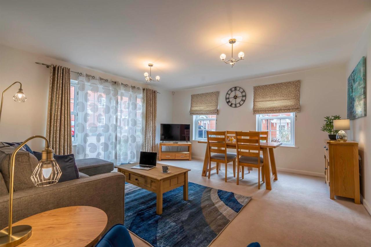 The Augustine - Modern Two Bed Ground Floor Apartment With Parking كانتربيري المظهر الخارجي الصورة